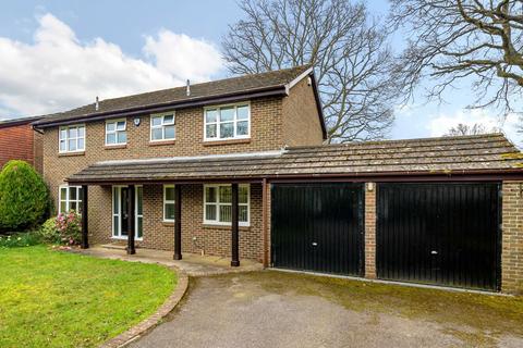 4 bedroom detached house for sale, Raglan Close, Chandler's Ford, Hampshire, SO53