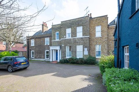 3 bedroom flat for sale, St Raphaels House, Ealing, London, W5