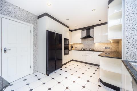 5 bedroom flat to rent, Park Road / Baker Street, Marylebone NW8