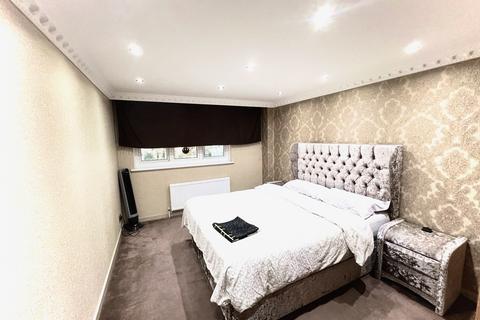 3 bedroom apartment to rent - Lilestone Street, St John's Wood NW8