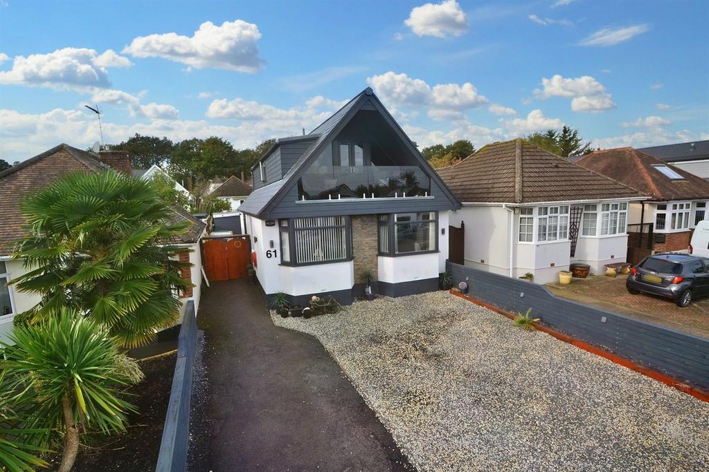 Woodlands Avenue 3 bed detached house for sale £600,000