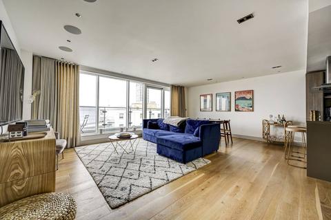2 bedroom flat for sale, Octavia House, Imperial Wharf, London, SW6