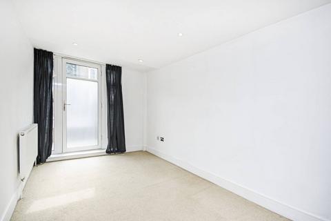 1 bedroom flat to rent, Sandringham Road, Dalston, London, E8
