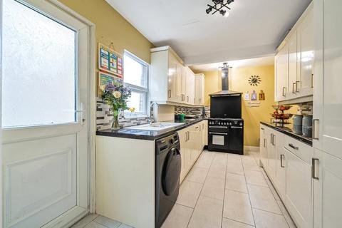 3 bedroom terraced house for sale, Watford, Hertfordshire WD18