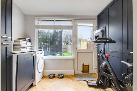 42 Broadfield Road, Barnstaple, EX32 9JN