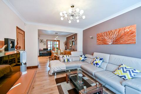 4 bedroom house for sale, Spring Grove Crescent, Hounslow, TW3