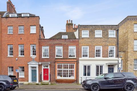 4 bedroom terraced house to rent, Park Street, Windsor, Berkshire