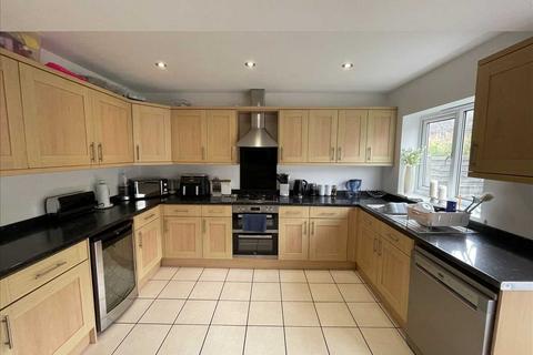 4 bedroom semi-detached house to rent - Shirley, Solihull B90