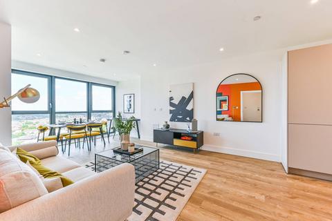 1 bedroom flat for sale, London Square Croydon, Croydon CR0