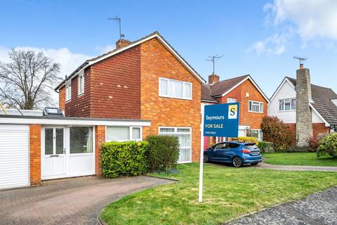 3 bedroom detached house for sale - Boxgrove, Guildford GU1