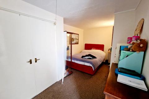 3 bedroom semi-detached house to rent - Gresley, Tamworth B77