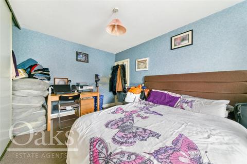 3 bedroom apartment for sale, Howard Road, South Norwood