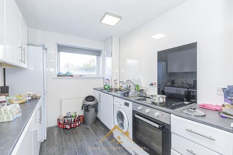 2 bedroom flat for sale, Cluny Park, Lochgelly KY5