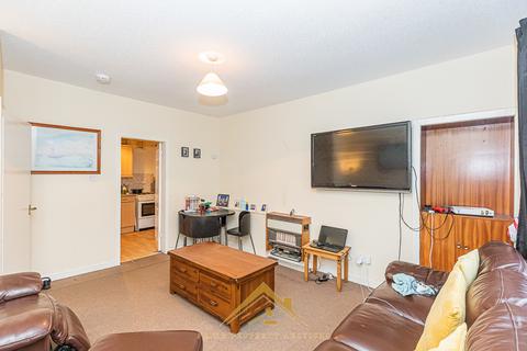 2 bedroom flat for sale, Ossian Crescent, Leven KY8