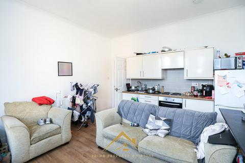 3 bedroom flat for sale, High Street, Kirkcaldy KY1