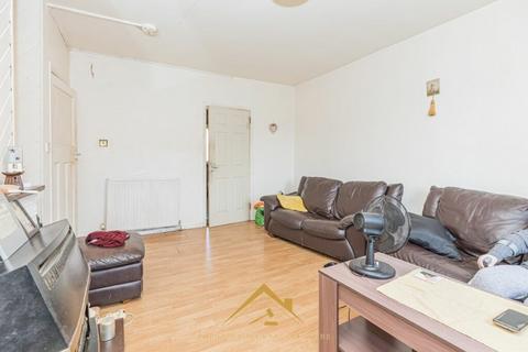 2 bedroom flat for sale, Gorrie Street, Dunfermline KY11