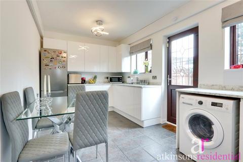 19 Rendlesham Road, Enfield, EN2 0TX