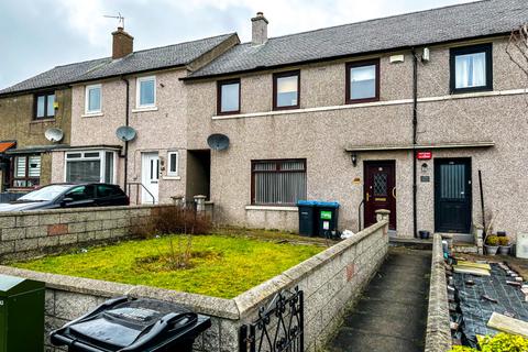 3 bedroom terraced house for sale, Mastrick Road, Aberdeen AB16