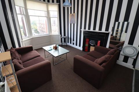 1 bedroom flat for sale, Newlands Road, Glasgow G44