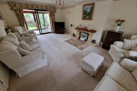 4 bedroom detached house for sale, Redgate Park, TA18