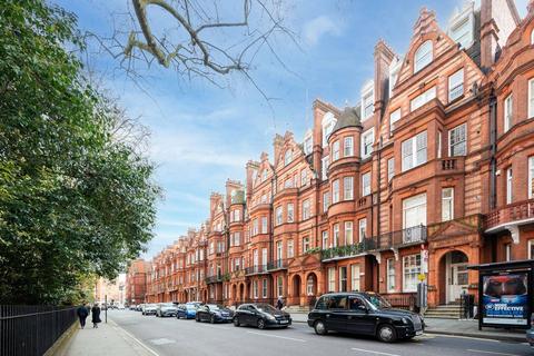 2 bedroom flat for sale, Lower Sloane Street, Sloane Square, London, SW1W