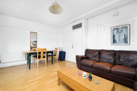 4 bedroom flat for sale, Cassell House, Stockwell, London, SW9