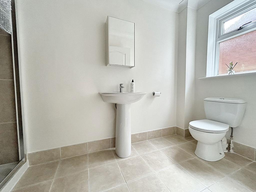 Ensuite