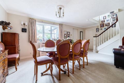 4 bedroom detached house for sale, Birch Way, Storrington, West Sussex, RH20