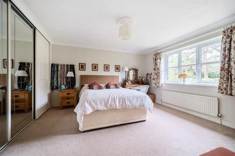 Silver Birches Birch Way, Storrington, Pulborough, RH20 3PE