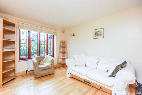 3 bedroom house to rent - Discovery Walk, Wapping, London, E1W