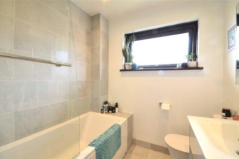 5 Regal Drive, East Grinstead, RH19 4SB