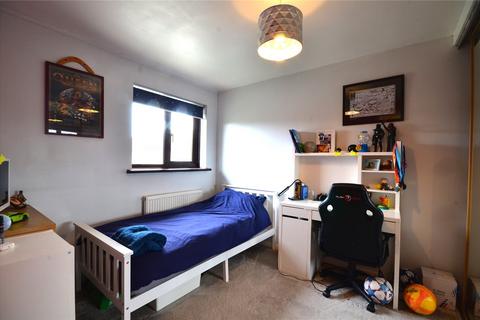 5 Regal Drive, East Grinstead, RH19 4SB