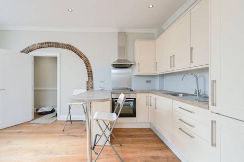 2 bedroom flat to rent, Stonard Road, N13, Palmers Green, London, N13