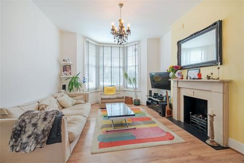 2 bedroom flat for sale, Messina Avenue, Kilburn, NW6