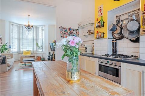 2 bedroom flat for sale, Messina Avenue, Kilburn, NW6