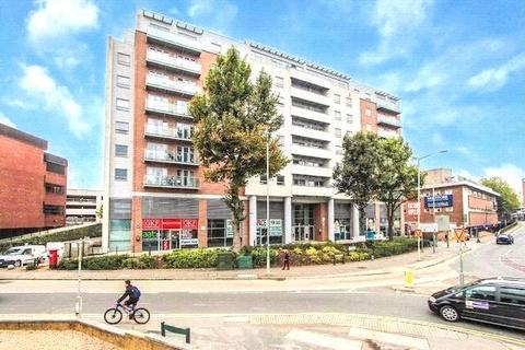 1 bedroom apartment for sale - Wilmington Close, Watford, Hertfordshire, WD18
