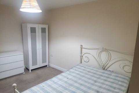 undefined, Castleford, WF10