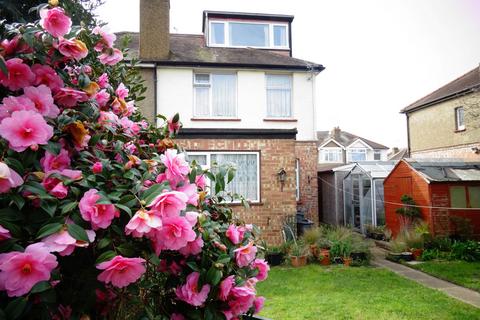 3 bedroom semi-detached house for sale, Sherringham Avenue, Feltham, TW13