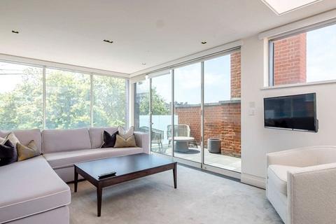 undefined, Green Street, London W1K