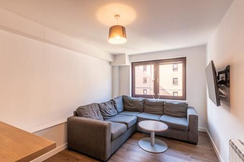 5 bedroom flat to rent, 1413L – West Bryson Road, Edinburgh, EH11 1EH