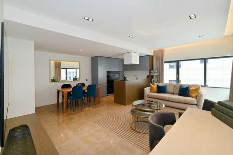 2 bedroom flat to rent, Babmaes Street, St James, SW1Y