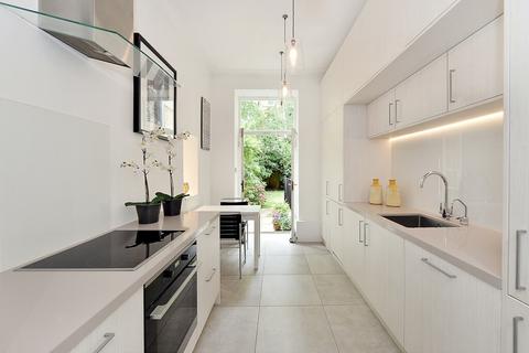 3 bedroom apartment to rent, Edith Grove, Chelsea, SW10