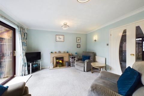 4 bedroom detached house for sale, Steeple View, Worthing, BN13