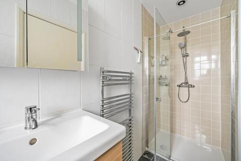 12a Burnhill Road, Beckenham, BR3 3LA