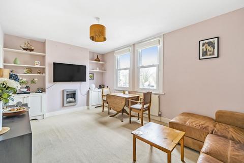 12a Burnhill Road, Beckenham, BR3 3LA