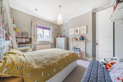 34 Kingsley Road, London, SW19 8HF