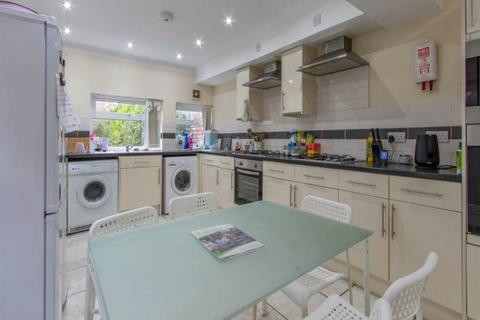 6 bedroom house to rent, Cathays Terrace, Cathays, Cardiff