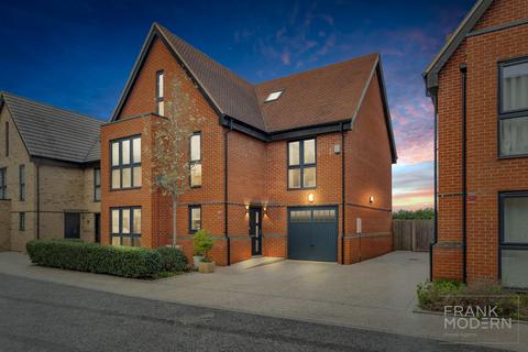 29 Marchment Square, Peterborough, PE3 6QR