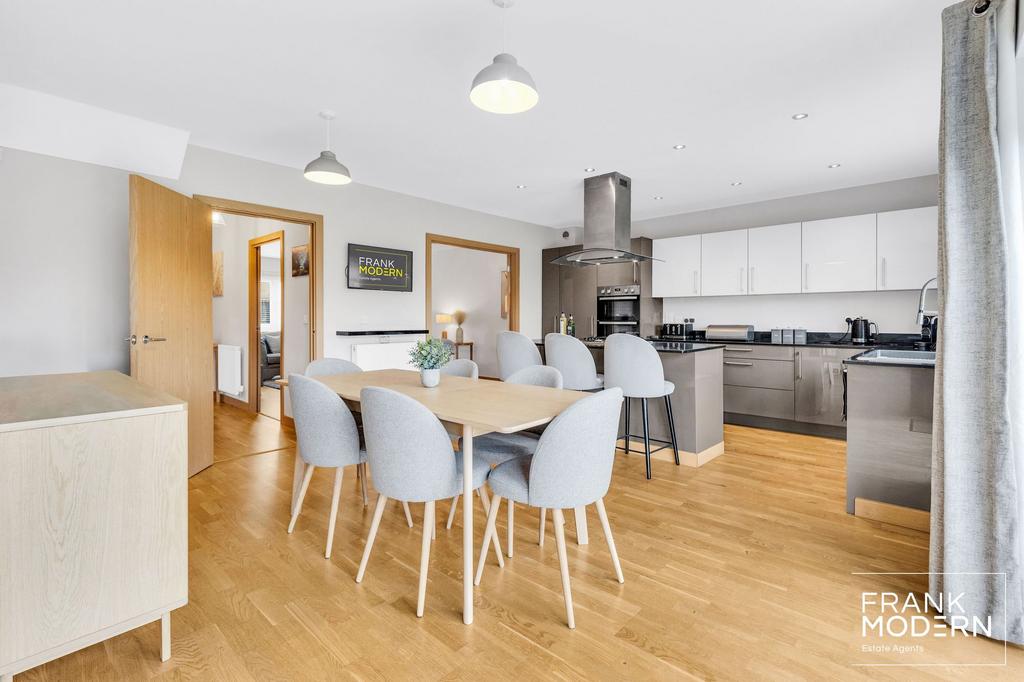 Kitchen / Diner