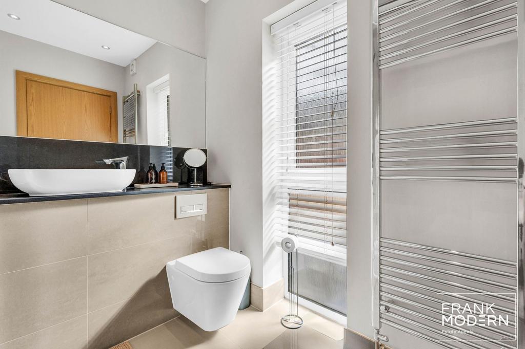 Bedroom Two En-Suite